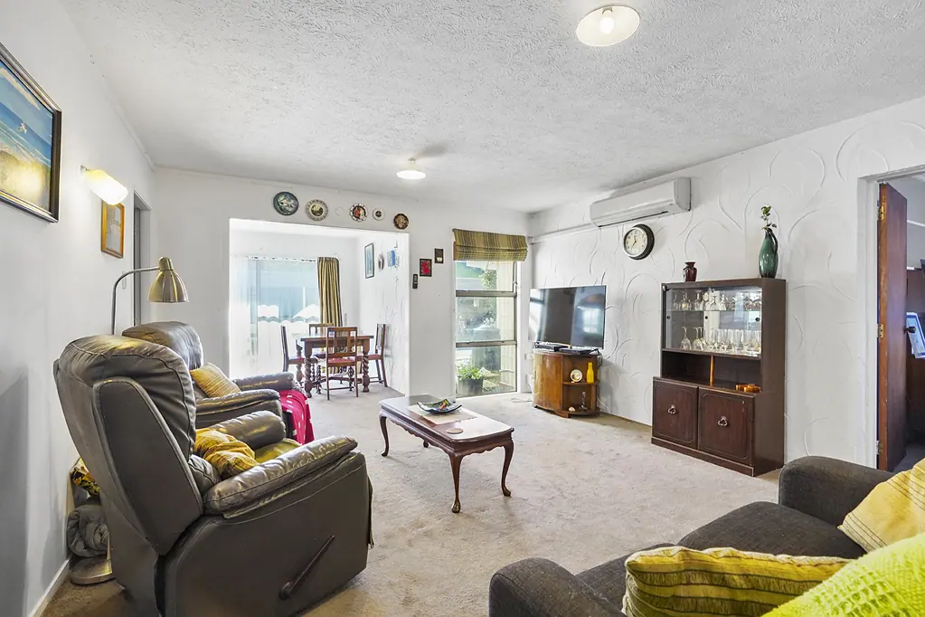 Hamilton Lake 2房  2-Bedroom Apartment with Pool, In Prime Location