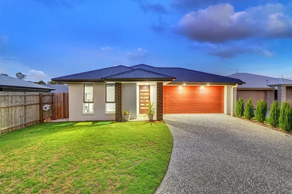 Pallara 4Moenga LOWSET LUXURY WITH POOL, SPACE & STYLE