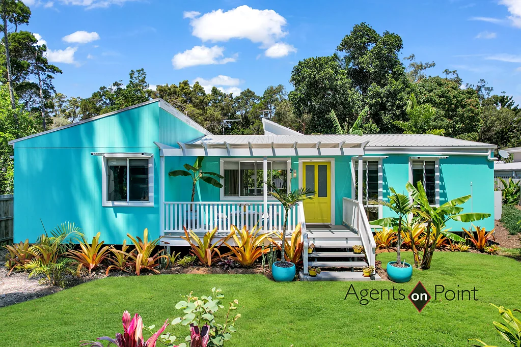 15 Ooyan Street, Coochiemudlo Island, QLD 4184