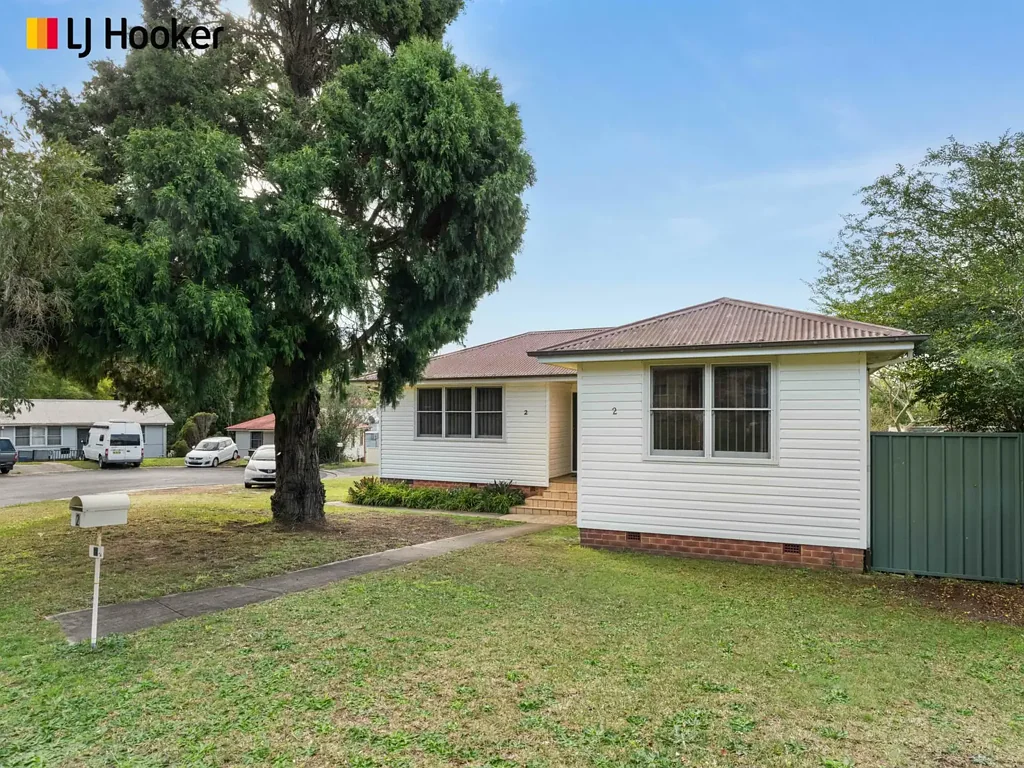 Nowra 3 Slaapkamer A Renovator with Potential