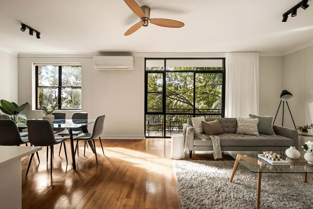 Darlinghurst 2غرفة نوم North facing sun bathed abode in vibrant city-fringe pocket