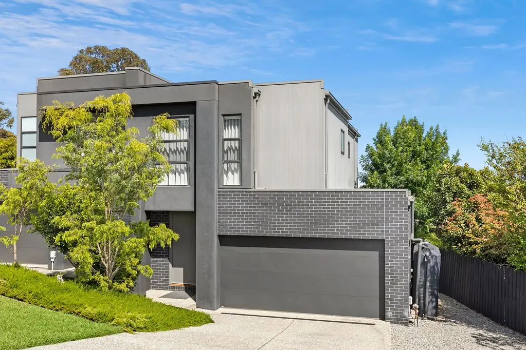 Highton 3chambre Free-Flowing Floorplan Is The Perfect Entertainer