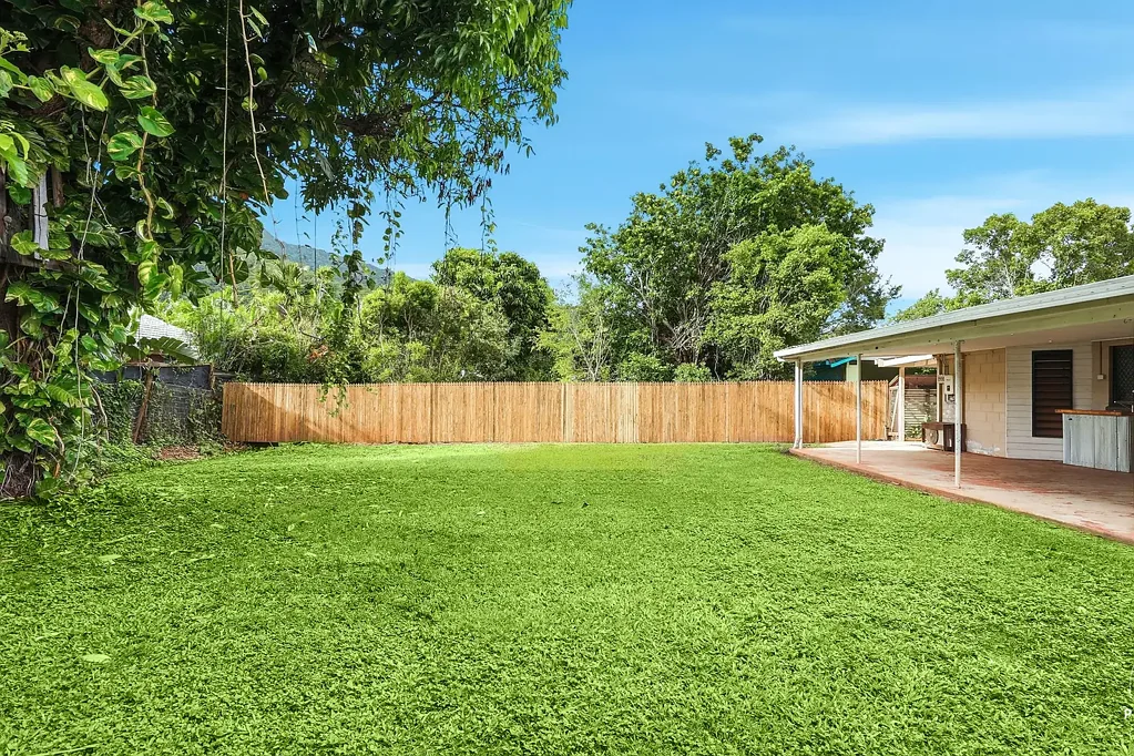 13 Norilla Close, Caravonica, QLD 4878