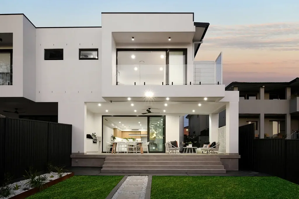 Spacious Family Home with Pool & Granny Flat – Prime Location