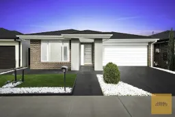 9 Azadi Crescent, Strathtulloh