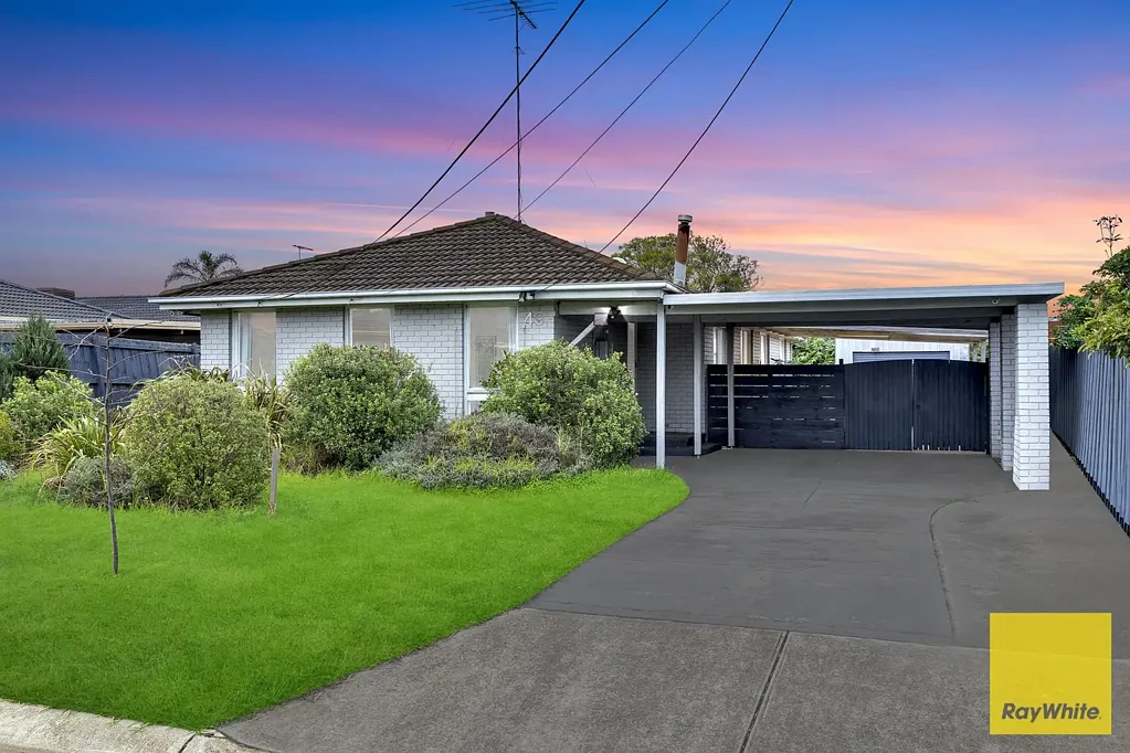 Hoppers Crossing 4 Slaapkamer Prime Family Living Near Heathdale College & Werribee Secondary Zoned!!