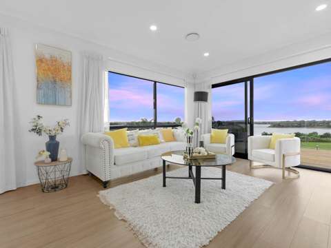Glenbrook 5Moenga Lucky 8 Modern Beach Lifestyle!