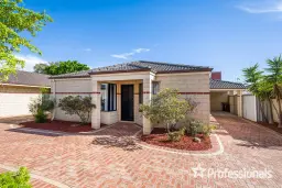 2/16 Maroog Way, Nollamara