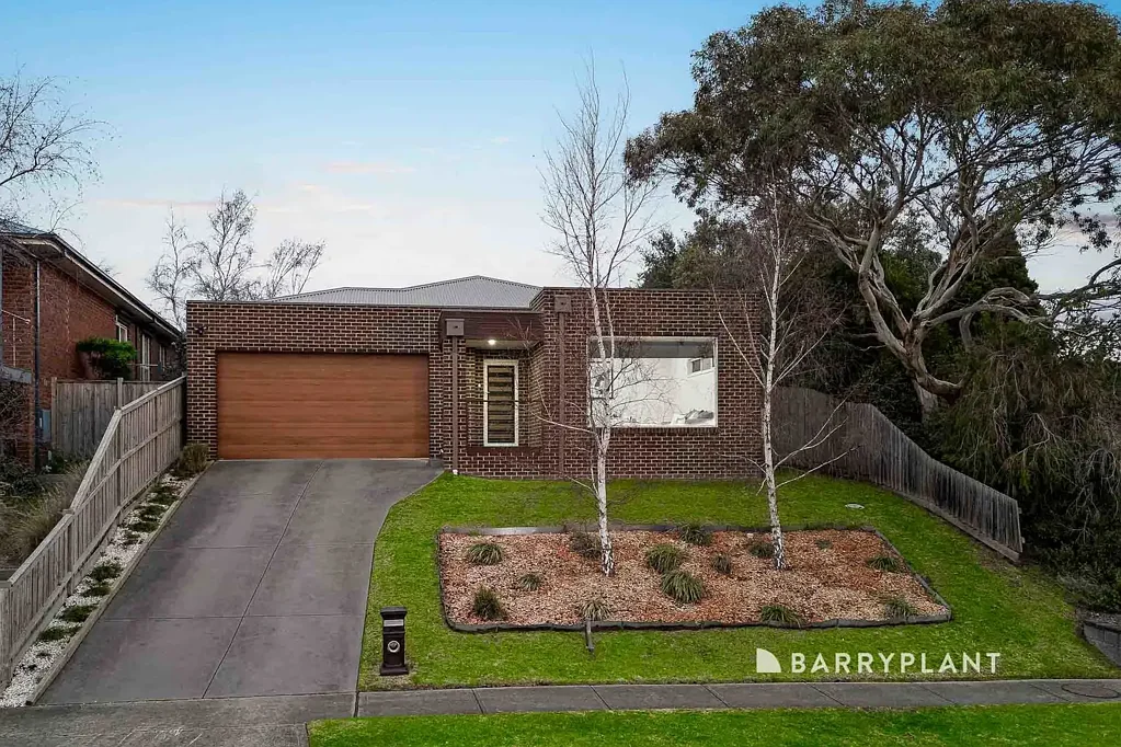 18 Walker Drive, Drouin, VIC 3818