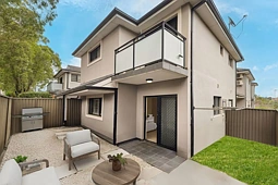 1/93-95 Burwood Road, Enfield