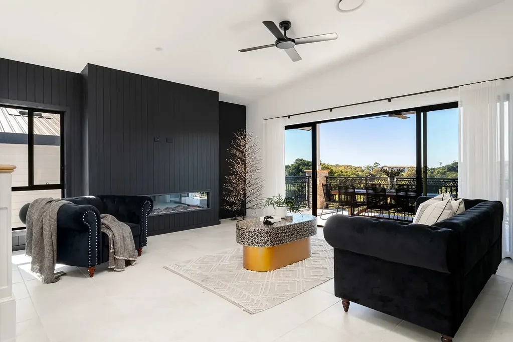Kiama 4房  Coastal elegance with internal lift and refined lifestyle!