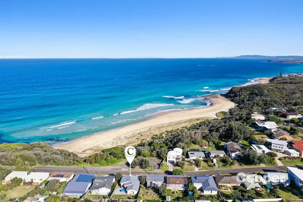 Ulladulla 4房  Beachside Dual Living with Ocean Views & Proven Income Potential