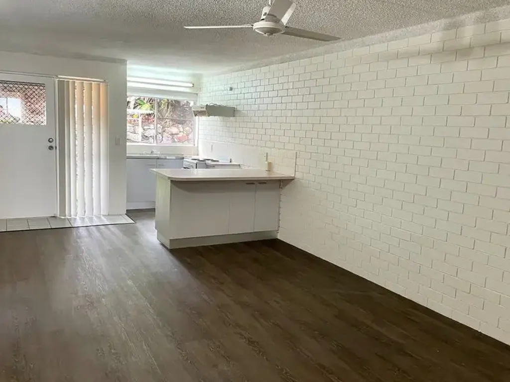 One Bedroom Unit in Mooloolaba!