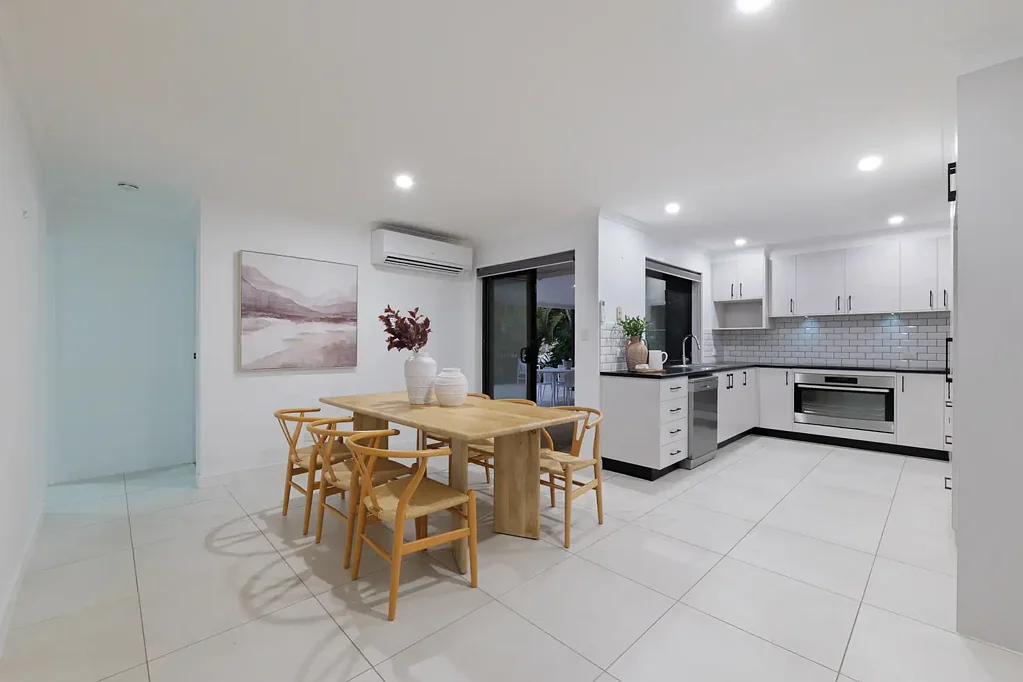 Keperra 3 Slaapkamer Relaxed Family Living with Space to Entertain