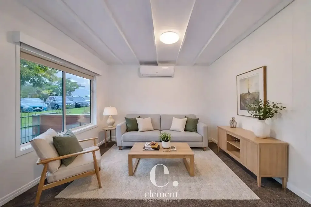 Fresh, Bright, Spacious - And Bills Included!