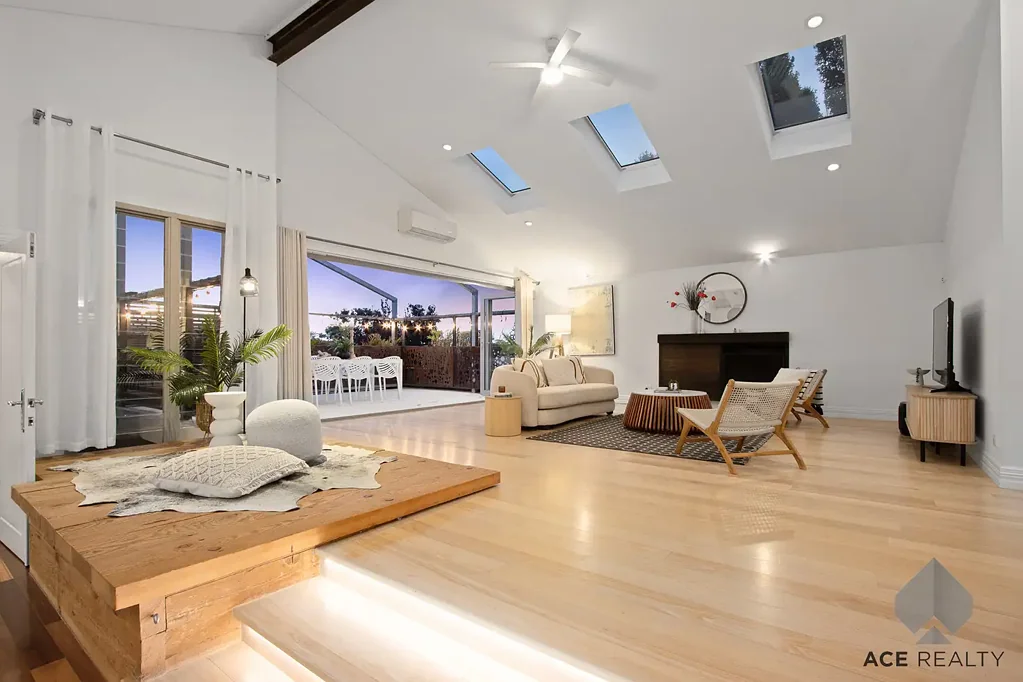 8B Atkins Road, Applecross, WA 6153