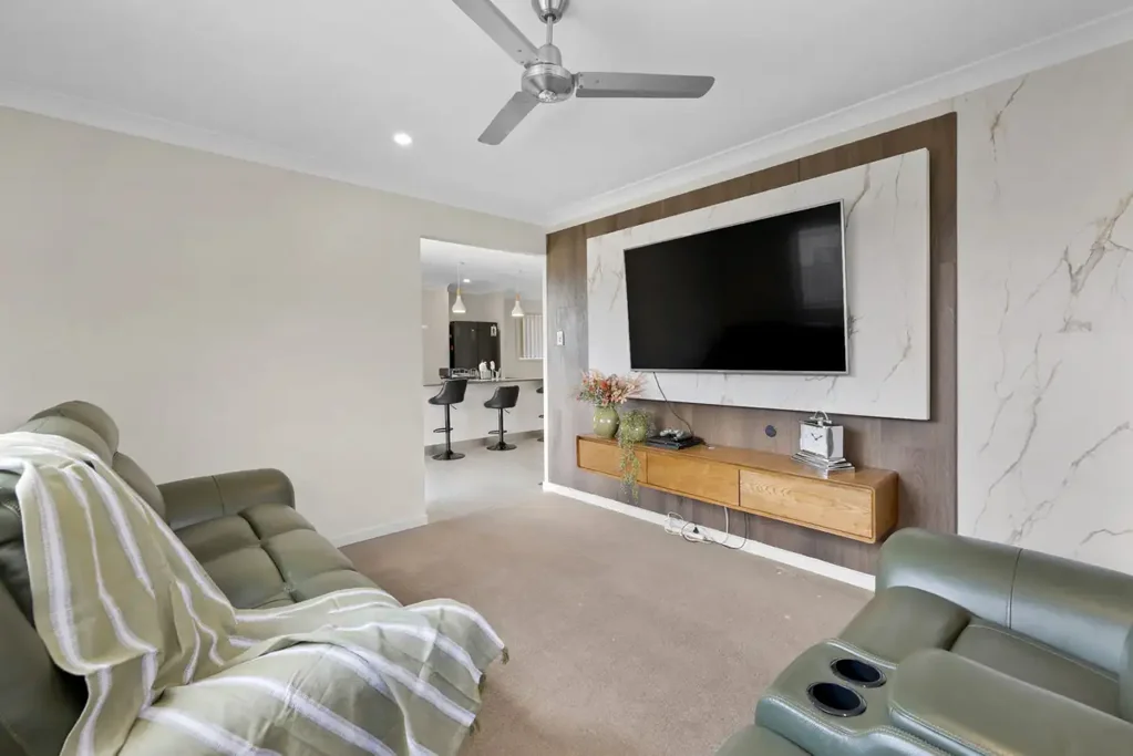 18 Knot Court, Bucasia, QLD 4750