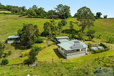 Richmond Hill 5 Bedroom 36 ACRES LIFESTYLE PROPERTY WITH LARGE FAMILY HOME & SHEDS