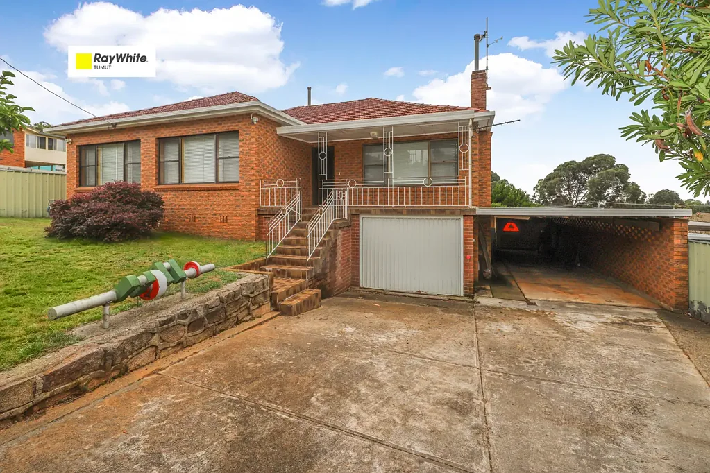 Batlow 4chambre Double Block on Separate Titles