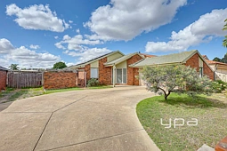 8 Chaffmill Close, Sydenham