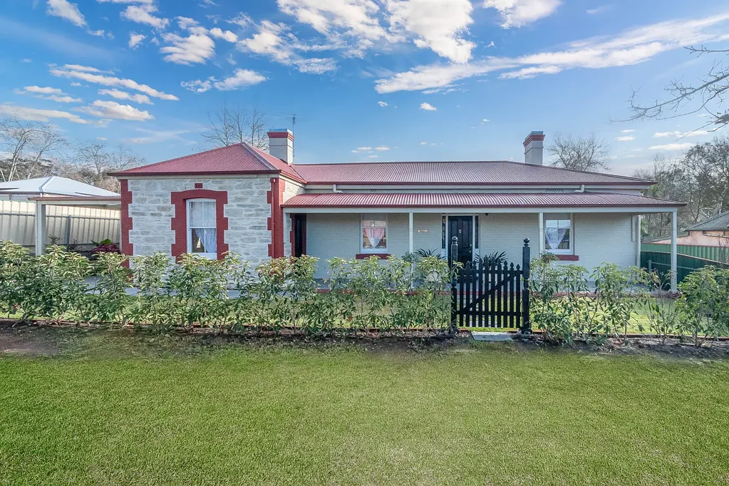 1 Druids Avenue, Mount Barker, SA 5251