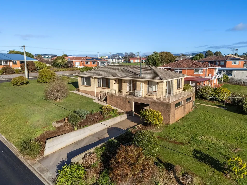 West Ulverstone 3chambre Bass Strait Views & Natural Sunlight