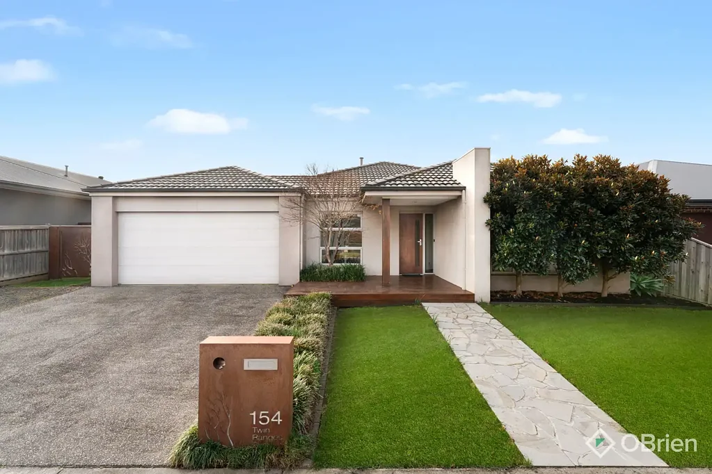 154 Twin Ranges Drive, Warragul, VIC 3820