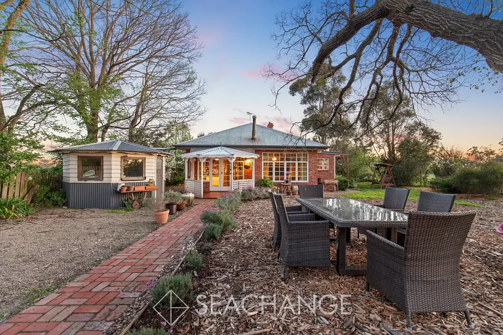 154 Eramosa Road East, Somerville, VIC 3912
