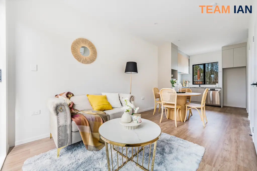 Te Atatu Peninsula 2ਬੈੱਡਰੂਮ Unbeatable Location! CCC & Titles issued!