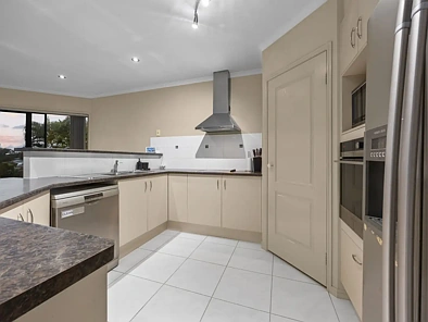 रसोईघर - 9 Sundew Crescent, Upper Coomera, QLD 4209