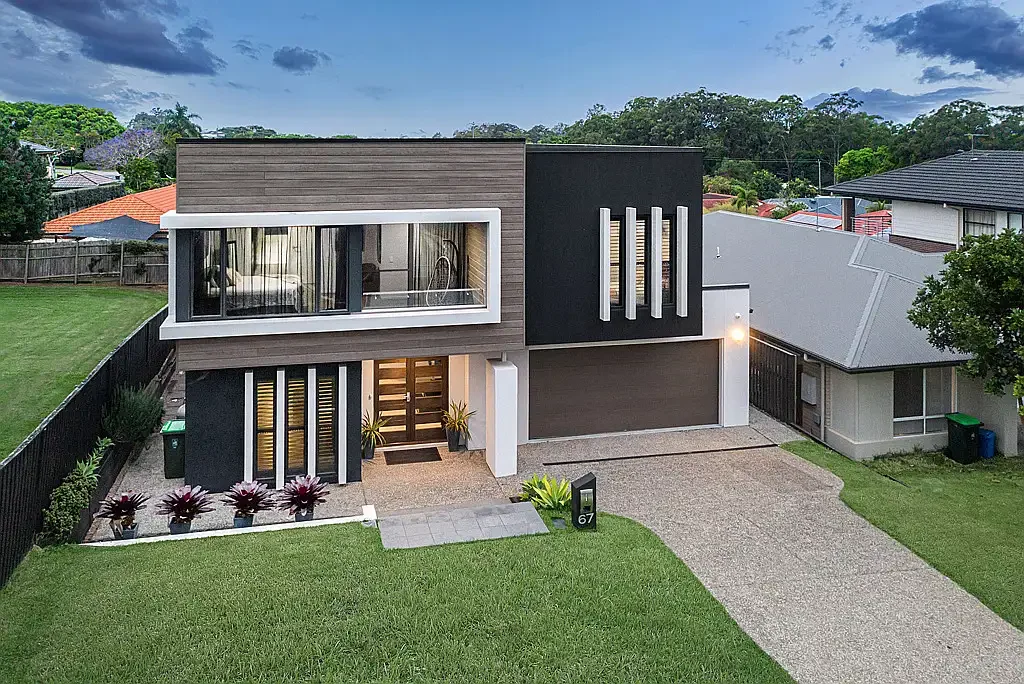 Spacious Family Home with Pool, Multiple Living Areas & Outdoor Entertaining