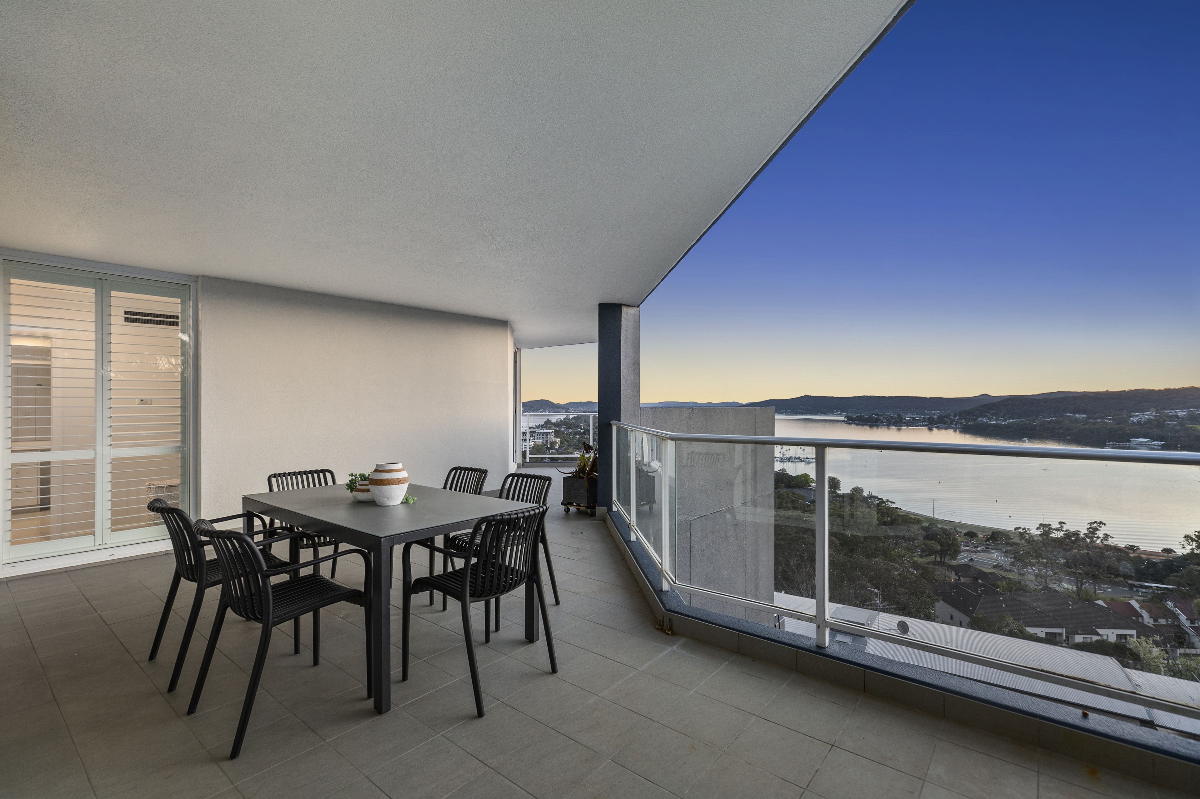 MARINERS VIEW UNIT 1004 97-99 JOHN WHITEWAY DR, GOSFORD NSW 2250, 0 Kuwarto, 0 Banyo, Unit