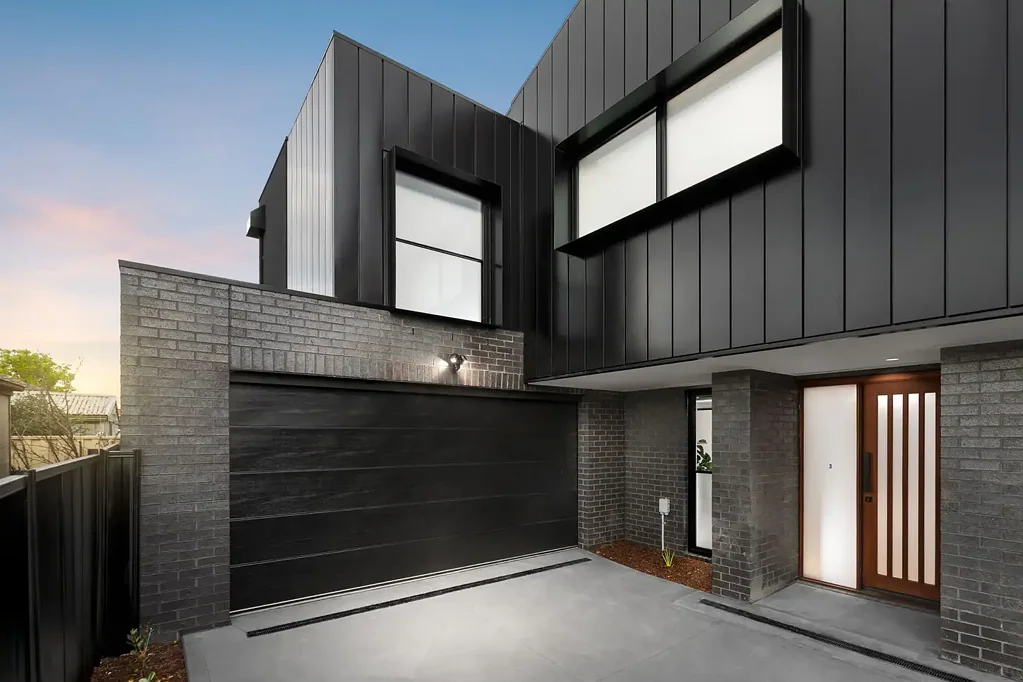 Thomastown 3 Slaapkamer Brand New & Ready to Go | Negative Gearing Potential