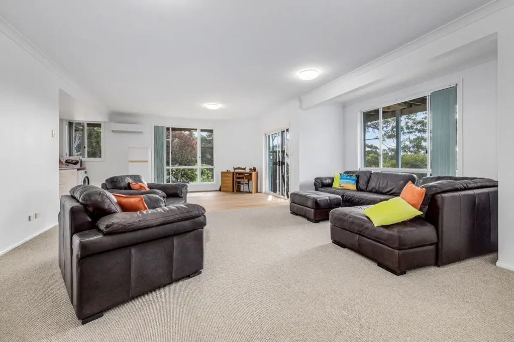 Spacious Self Contained Flat - Electricity & water included