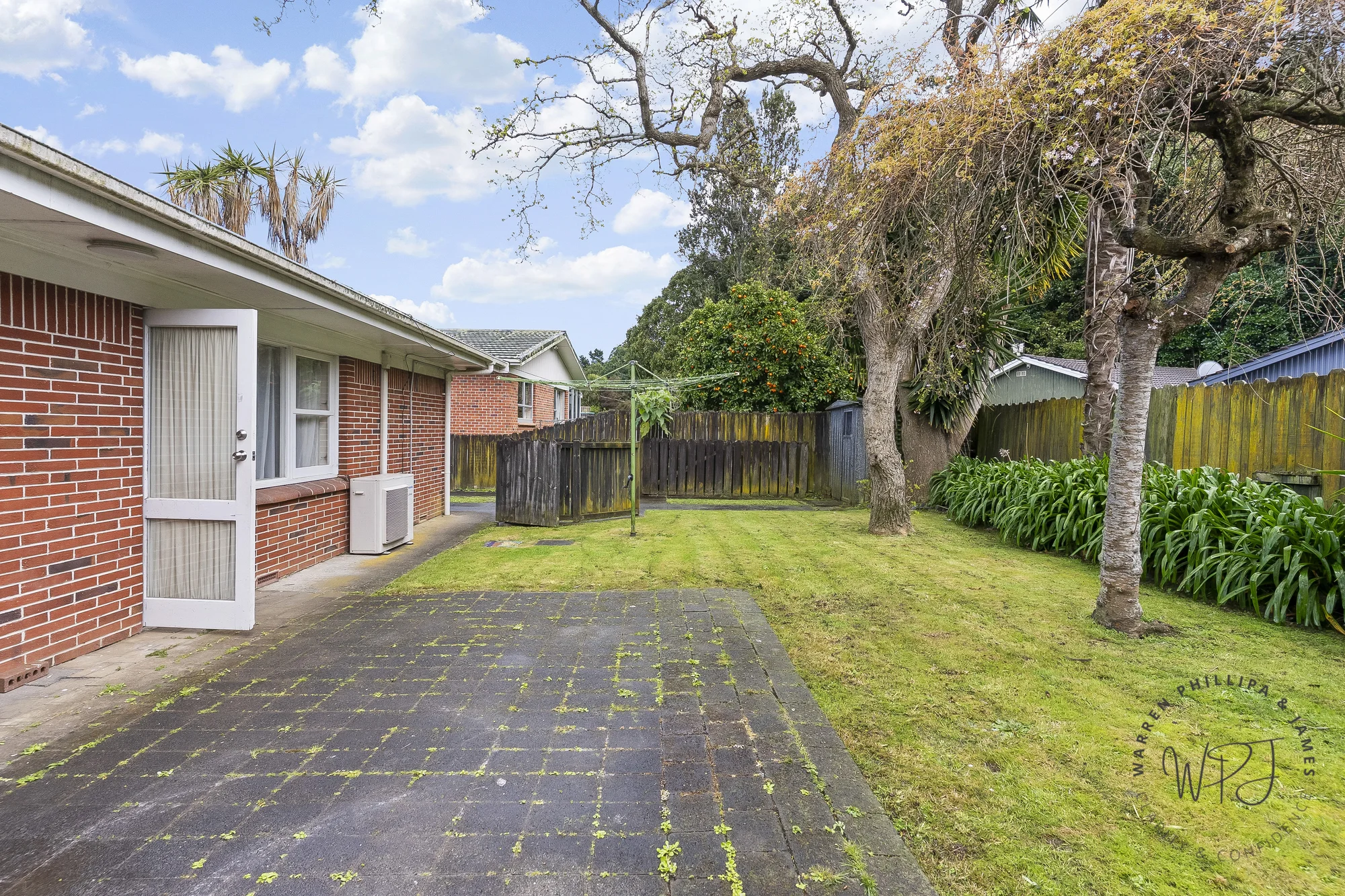 Rosehill 2Zimmer Price Reduction - Vacant and Ready to Go!
