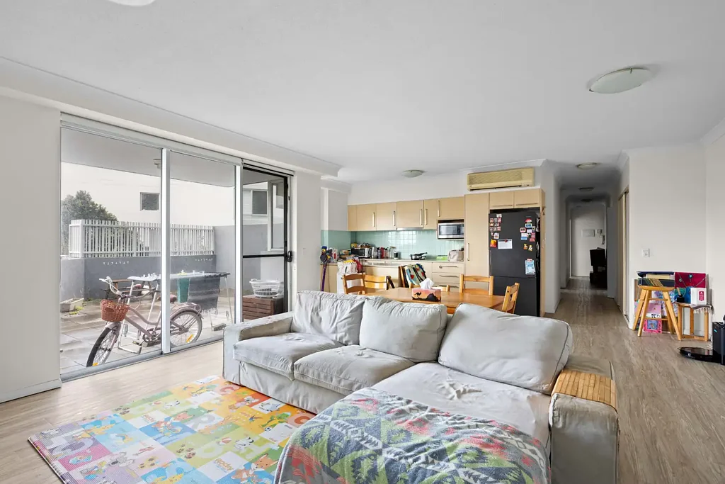 4205/12-14 Executive Drive, Burleigh Waters, QLD 4220