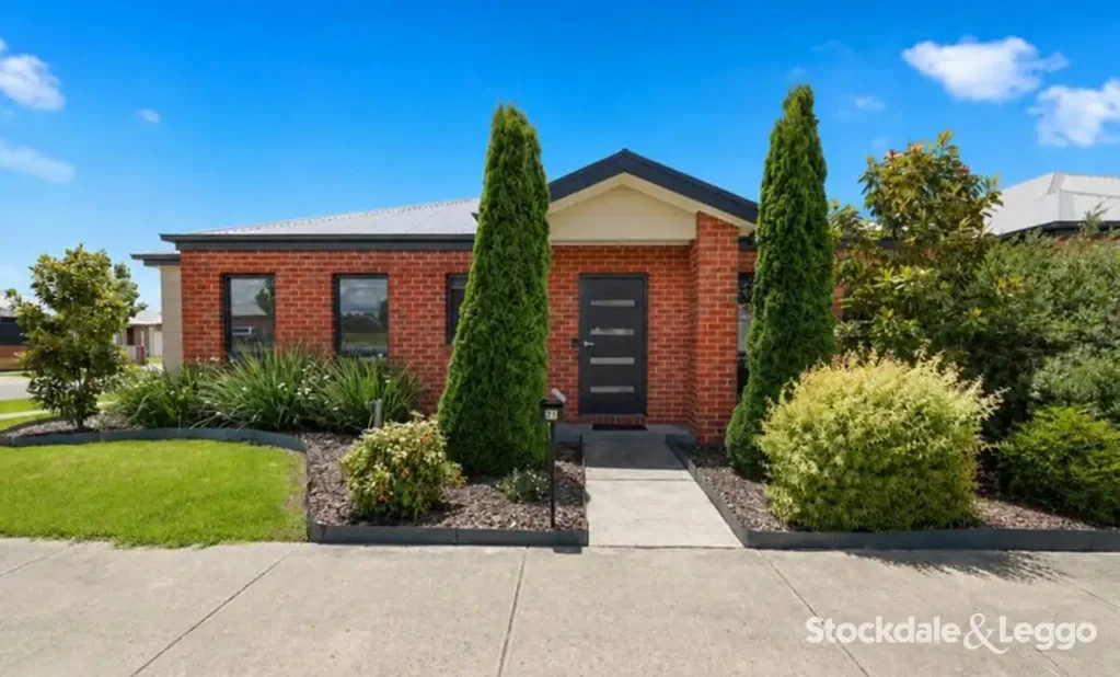 Stylish & Modern 2 Bedroom Townhouse