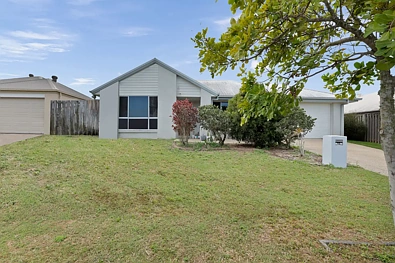 18 COOGEE TCE, BLACKS BEACH QLD 4740, 0 침실, 0 욕실, House