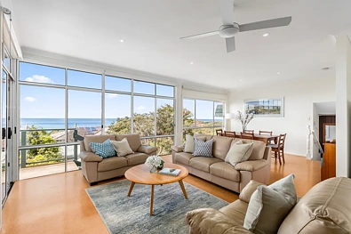 2 Sixth Avenue, Anglesea, VIC 3230, 5房, 2浴, House