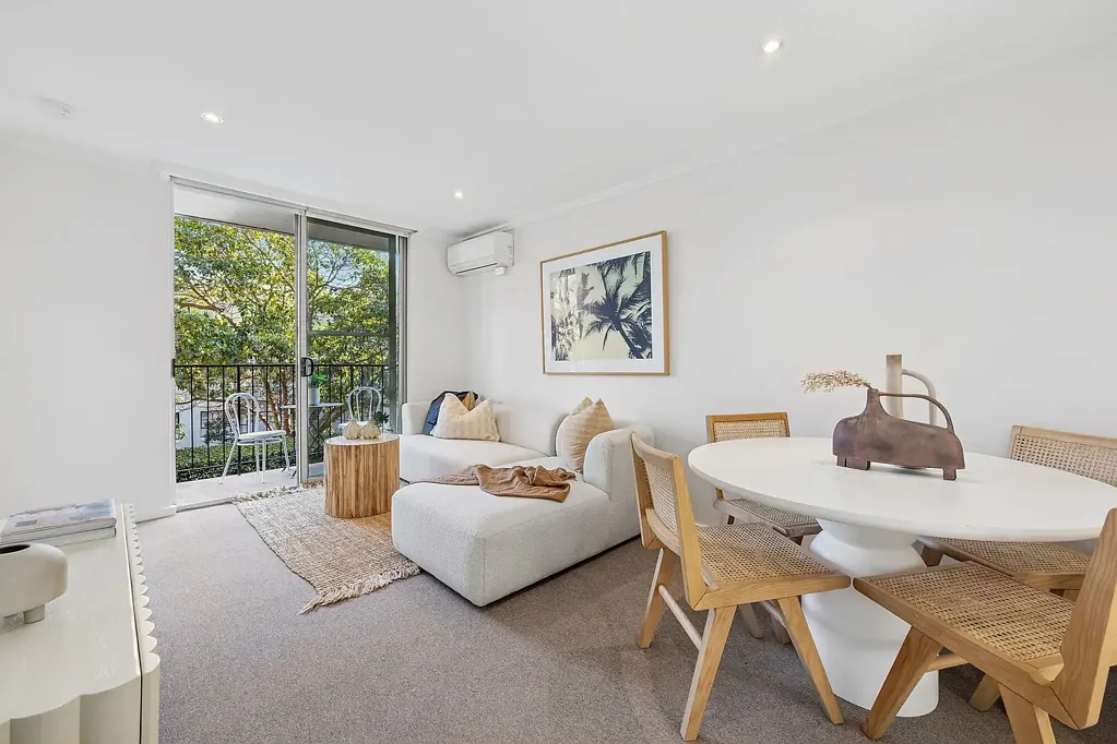 Camperdown 1ห้องนอน Bright & Stylish 1-Bedroom Apartment in Prime Camperdown Location