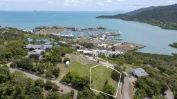 1 Bottletree Close, Airlie Beach