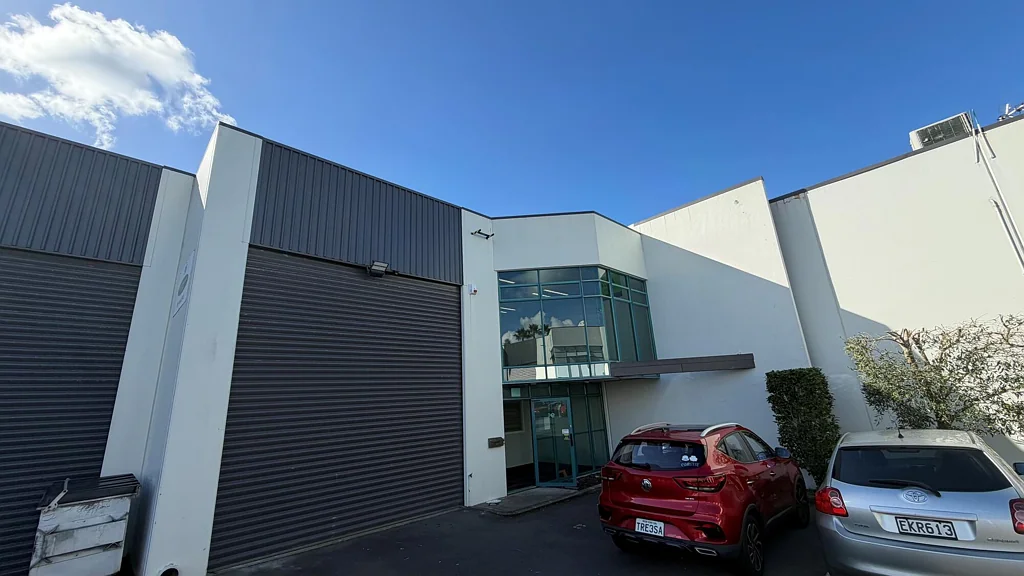 Albany Versatile Albany trade unit