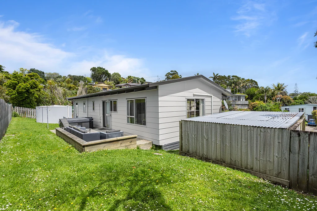 8 Ozone Road, Stanmore Bay, Rodney, Auckland