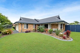 27 Investigator Place, Pelican Waters