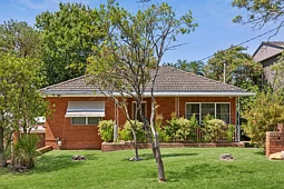 11 Wareham Crescent, Frenchs Forest