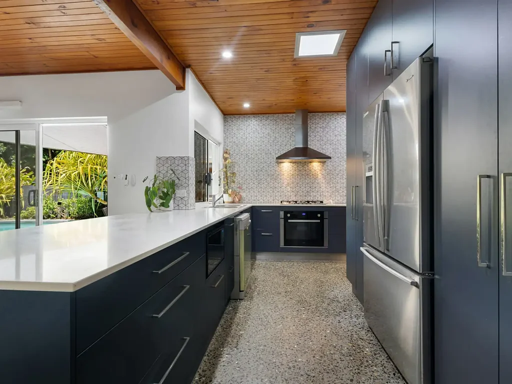 18 Lomond Close, Edge Hill, QLD 4870