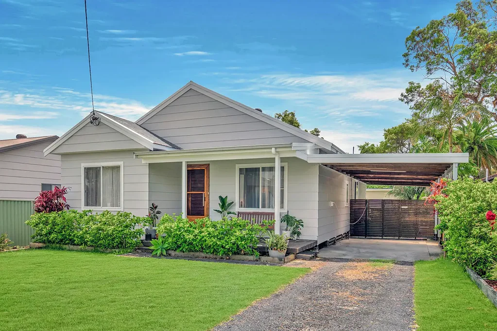 13 Inderan Avenue, Lake Haven, NSW 2263