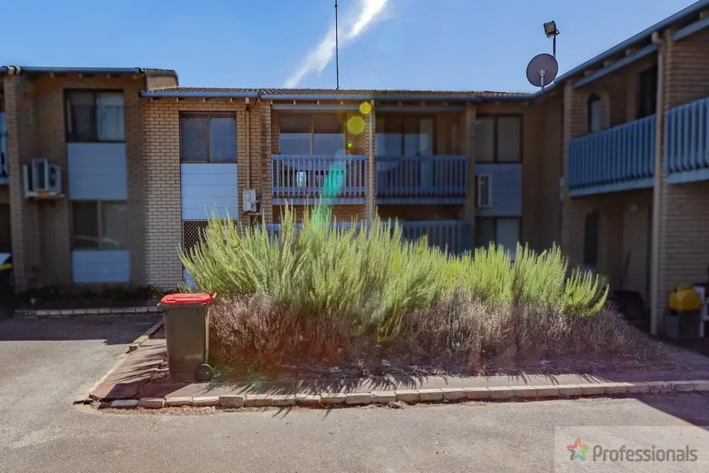 Unit 5 48 Moore Street, Manjimup, WA 6258