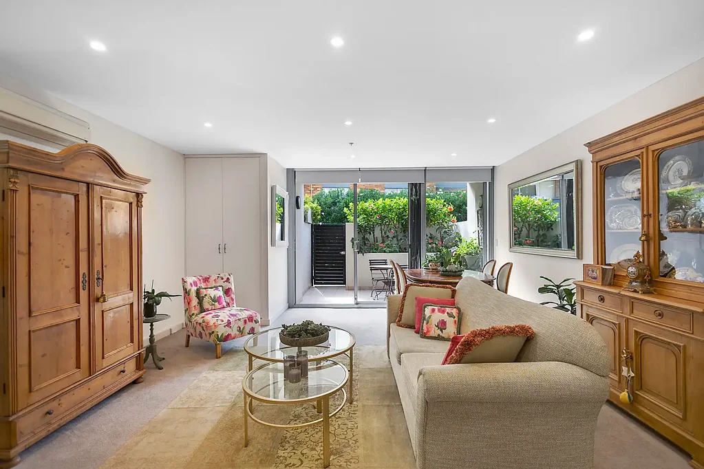 Mosman 1Zimmer Incredible Opportunity in the Heart of Mosman Village