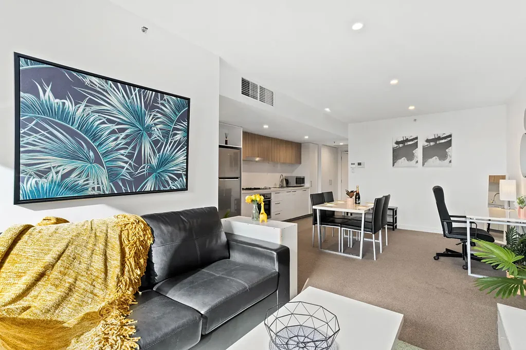 Adelaide 2 Slaapkamer Rise Above The Daily Grind: Stunning Views From Your City Apartment